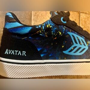 Avatar Glow in the Dark Cariuma Sneakers W9/M7.5 unisex